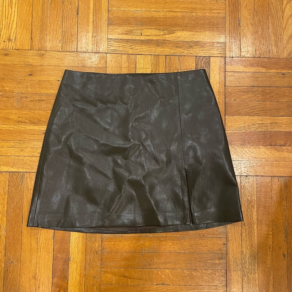 Aritzia Tatiana Skirt in Brown